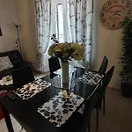 Aparments Lovely Paris Apartment