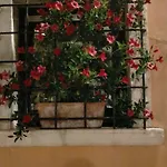 Aparments Lovely Paris אומאג