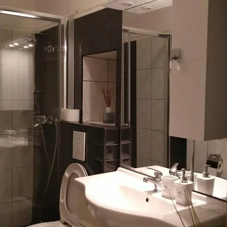 Aparments Lovely Paris * Umag